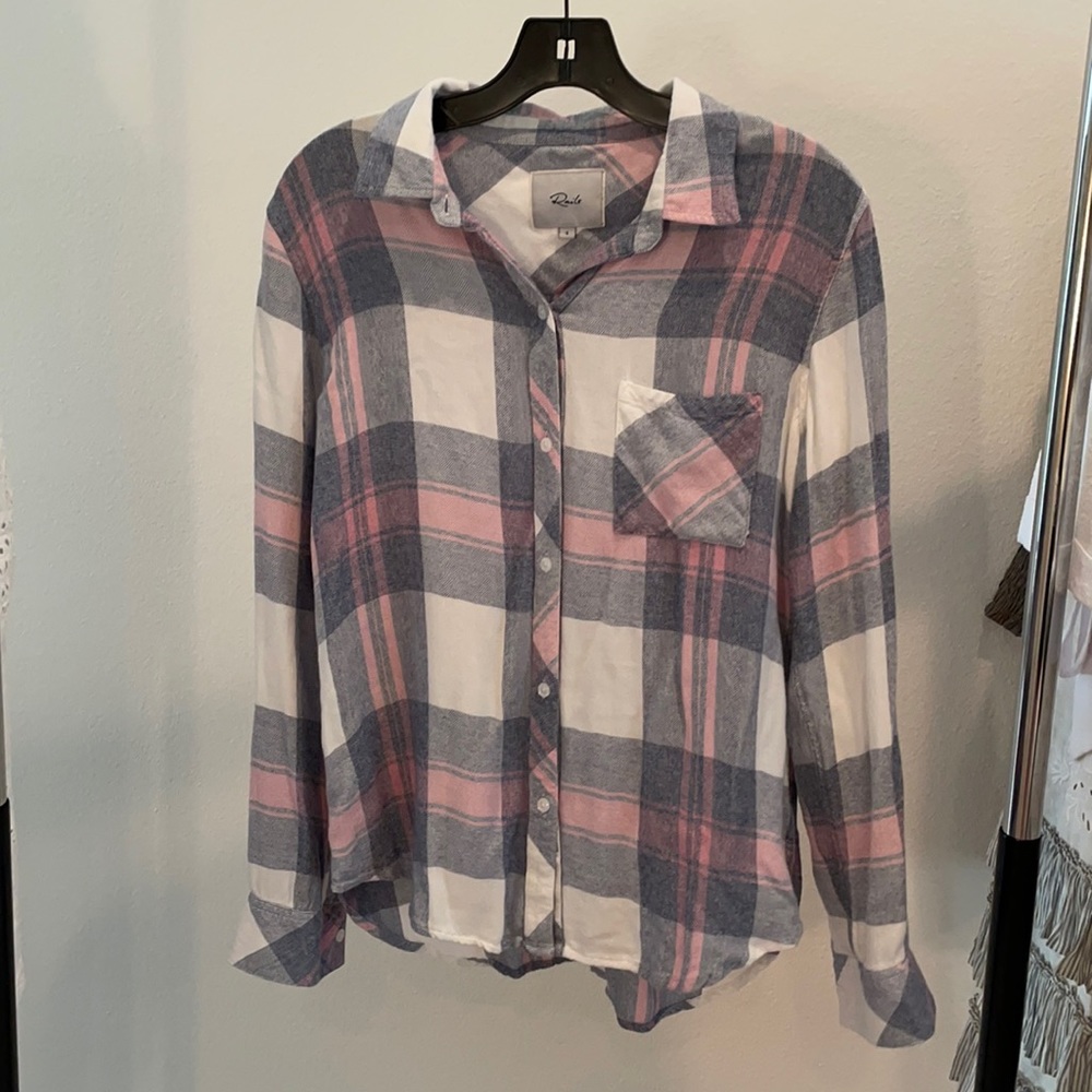Rails button down